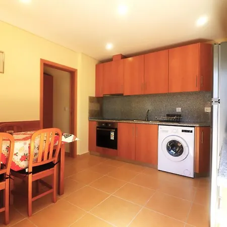 Casa Dos Meoes By Casas Farma Geres